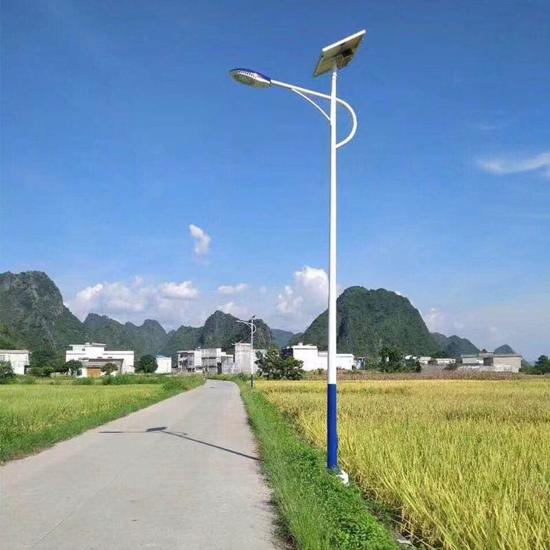 太陽(yáng)能路燈.jpg